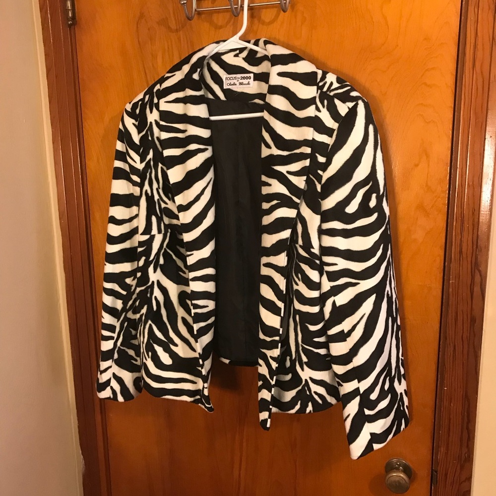 😇SOLD😇Zebra ‘faux fur’ Coat